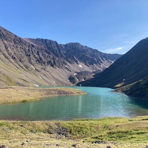 alaska hiking - Agiak Lake - Brooks Range