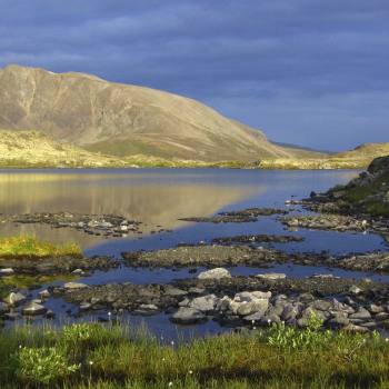 Steamboat Hills lake, Wrangell St Elias Park, Alaska